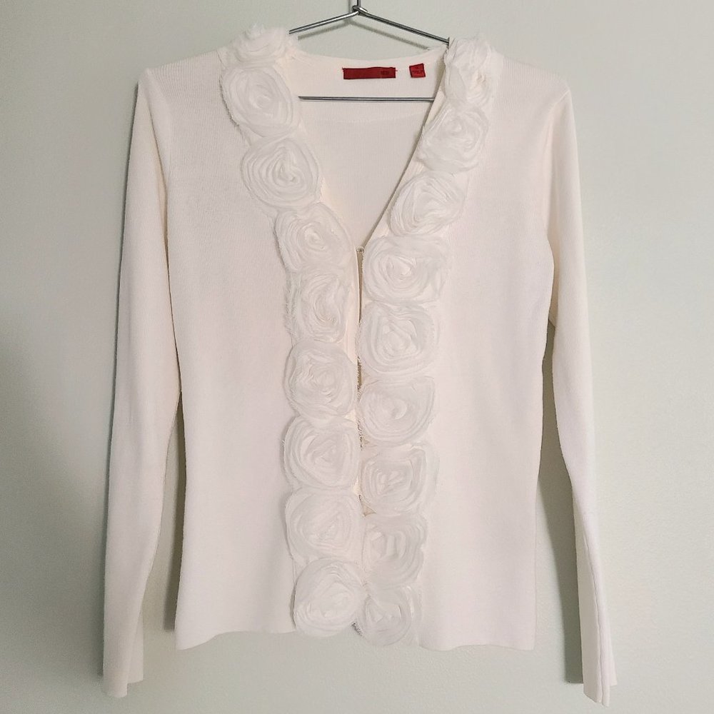 Red Brand Ivory Off White Lightweight Knit Cardigan Sweater w Chiffon Rosettes